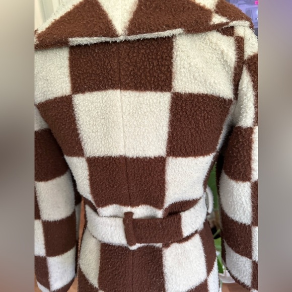 Hutch Juni Checkered Belted Teddy Coat - Picture 7 of 8